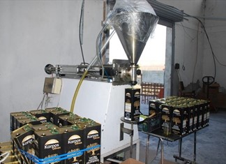 Με εφτά μπράντες διένειμε το νοθευμένο ελαιόλαδο η επιχείρηση από τη Λάρισα