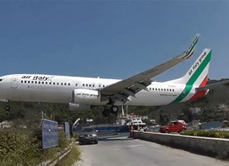 Γαλακτοβιομηχανίες και αεροδρόμια