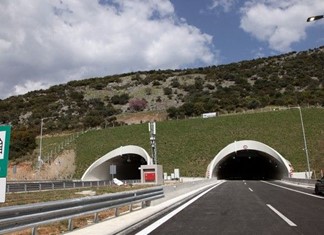 Οι σήραγγες προσελκύουν επισκέπτες - 30% πάνω η διέλευση στα Τέμπη