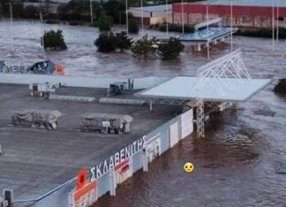 Ο Σκλαβενίτης, η πλημμύρα, και τα ΙΧ της γειτονιάς