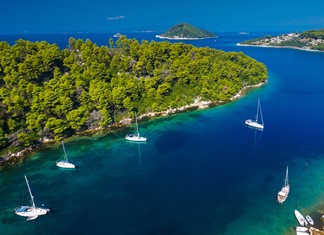 Η Ελλάδα στο εξώφυλλο του National Geographic Traveler