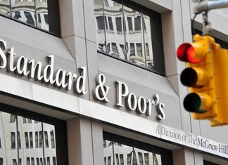 Εκρηξη χρέους σε µεγάλες οικονοµίες «βλέπουν» οίκοι