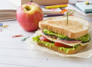 Ανάγκη για δωρεάν σχολικά γεύματα στη Θεσσαλία