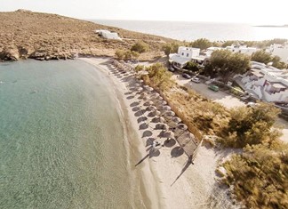 Τήνος – Μοναδικές παραλίες στο πιο αυθεντικό νησί των Κυκλάδων