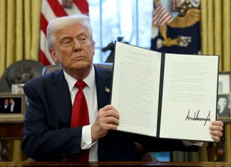 Παγωμάρα στην αγορά αυτοκινήτου - δασμοί 25% από τον Τράμπ