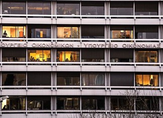 Στα βαθιά με το «καλημέρα» ο επόμενος υπουργός Οικονομικών