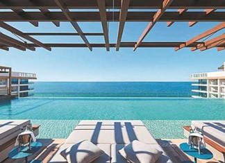 450 πεντάστερα σε πέντε έτη και ένα εκ. κλίνες βραχυχρόνιας µίσθωσης