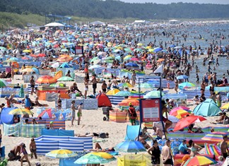 H Ευρώπη πλήττεται απο την επέλαση τουριστών