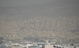 Στον Βόλο ο Χατζηδάκης για την αέρια ρύπανση