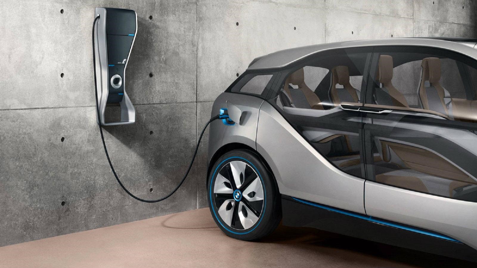 Το πρώτο της ηλεκτρικό αυτοκίνητο αποκτά η Περιφέρεια Θεσσαλίας