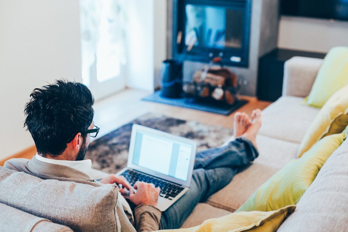 Οι καταναλωτές πληρώνουν ακριβά ένα αργό ίντερνετ