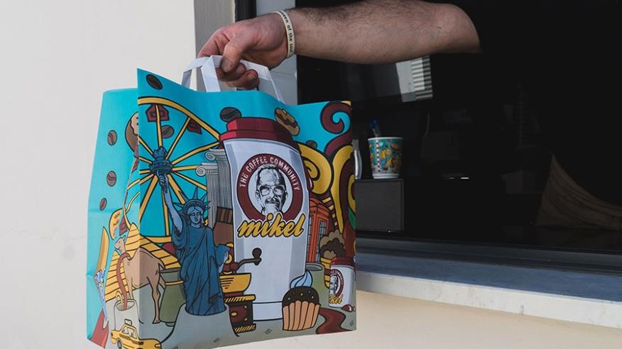 Κατάστημα drive-thru από τα Mikel στην Κύπρο