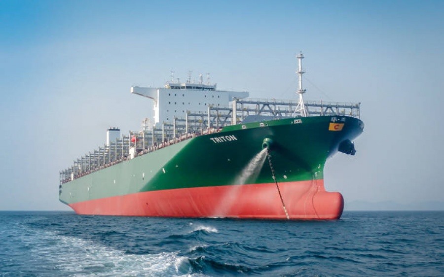 Το μεγαλύτερο πλοίο που διέσχισε τη διώρυγα του Παναμά