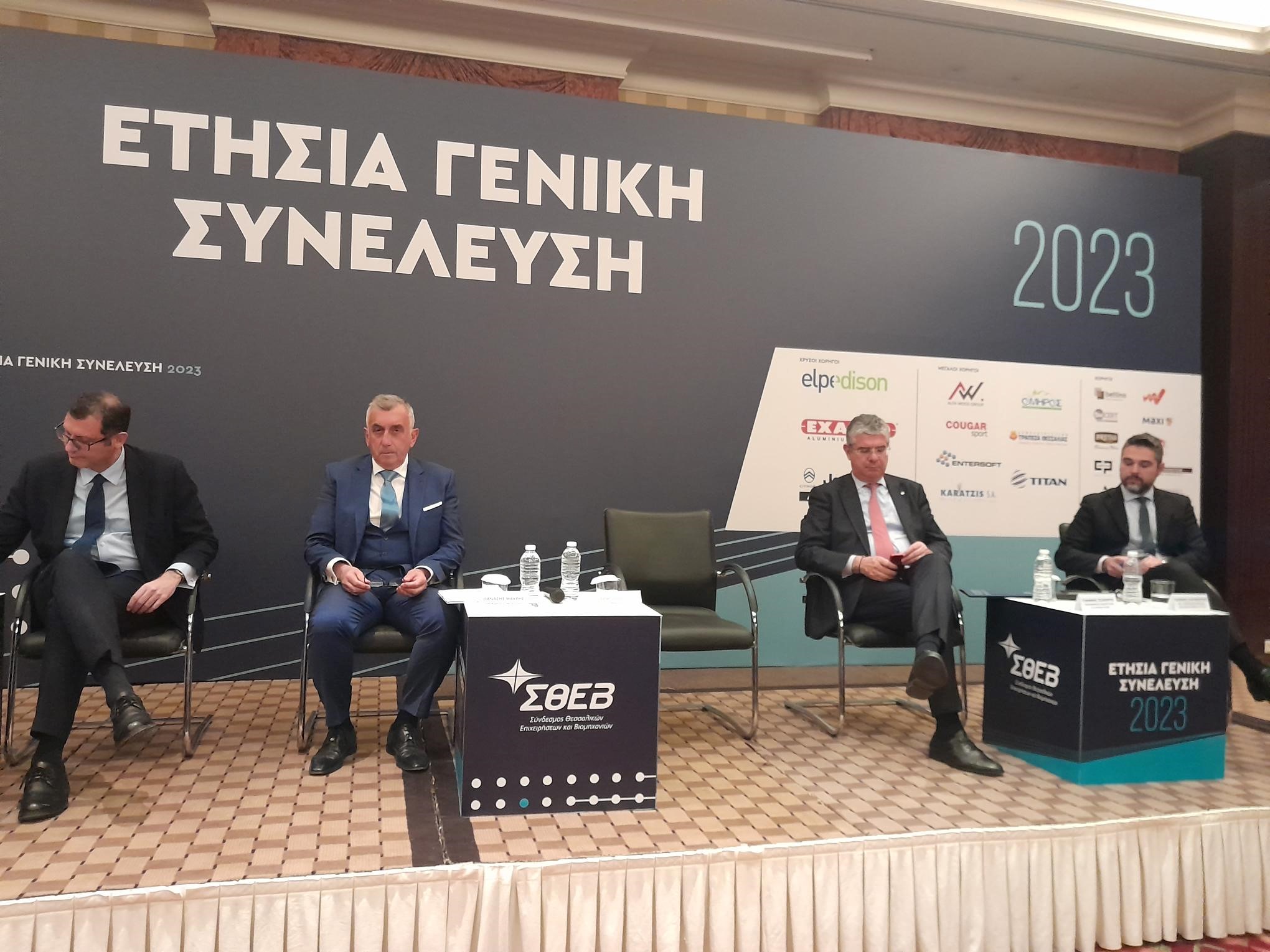 Η πολιτική αβεβαιότητα προβληματίζει τον ΣΘΕΒ