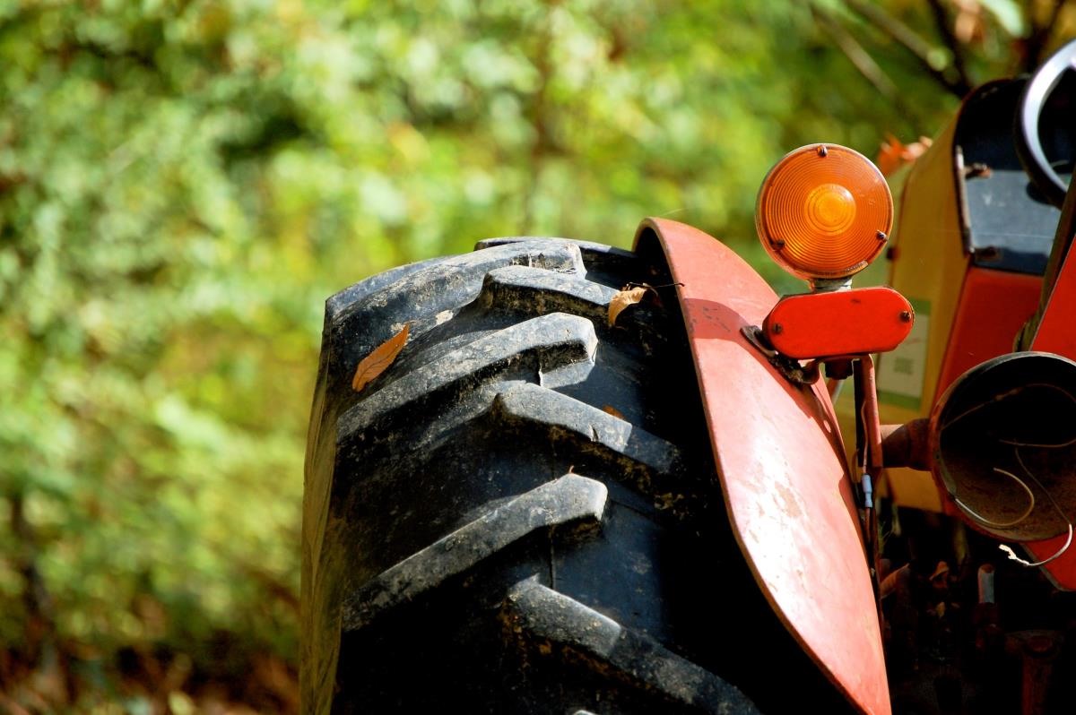 Χωράφια: Εργασία με εργόσημο - Χωρίς μείωση σύνταξης οι συνταξιούχοι 