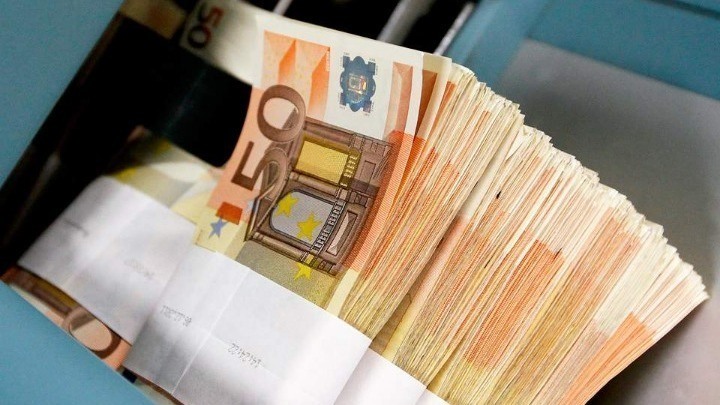 Γιατί δεν φτάνει στην οικονομία το ποτάμι ρευστότητας της ΕΚΤ