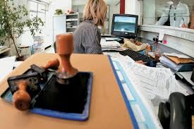 "Πάρτι" στο Δημόσιο με 12.000 νέες προσλήψεις και 30.000 μονιμοποιήσεις