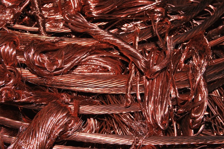 Έκλεψαν 6 χλμ καλώδια από φωτοβολταϊκό πάρκο