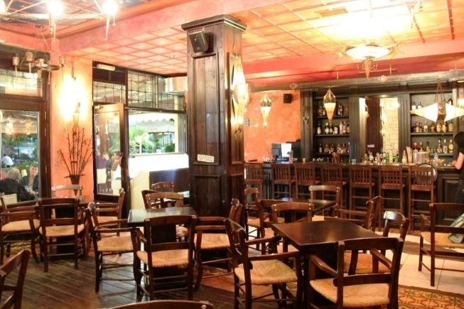 Πωλείται κεντρική επιχείρηση στην Καλαμπάκα