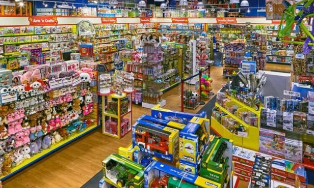 Jumbo και Μουστάκας σήκωσαν τα χέρια στο e-shop