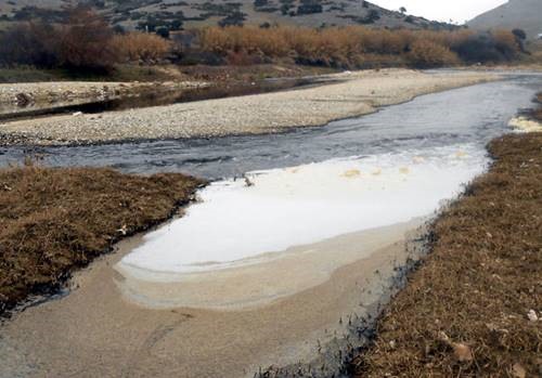 Δείγματα για λύματα επιχειρήσεων από Ελασσονίτη και Τιταρήσιο