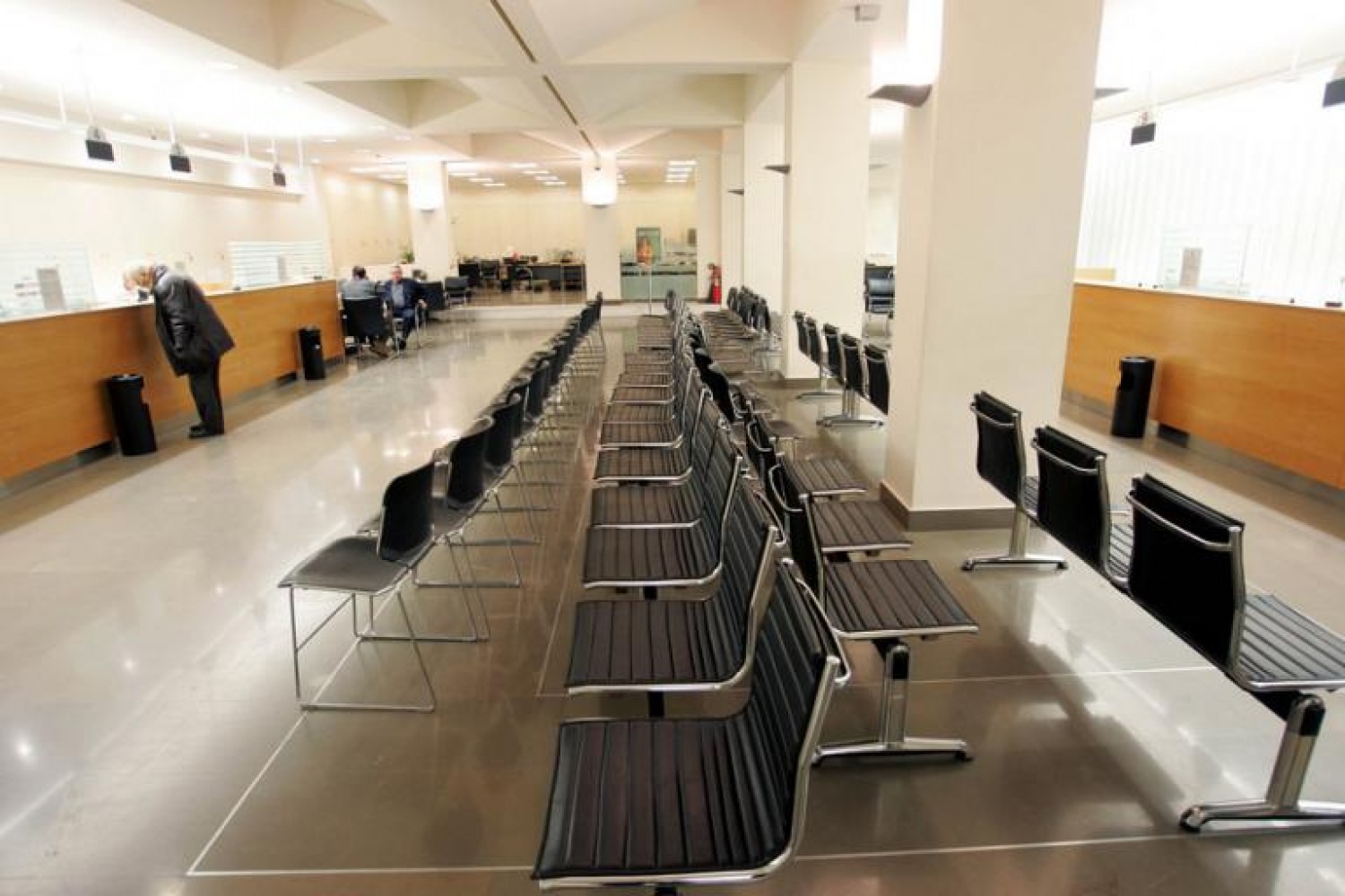 Επανέρχονται στην κανονικότητα οι τράπεζες