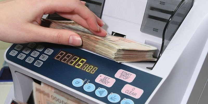 Τράπεζα κάθε Δευτέρα, Τετάρτη, Παρασκευή…