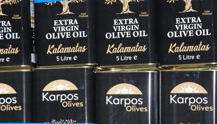 Καταστράφηκαν 19.270 λίτρα  νοθευμένου λαδιού στη Λάρισα