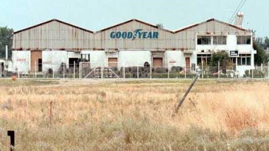 Στο σφυρί ελληνικές βιομηχανίες- σύμβολα