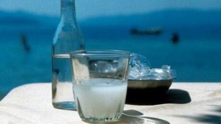 Λουκέτο 48 ωρών σε γνωστό τσιπουράδικο του Βόλου για φοροδιαφυγή