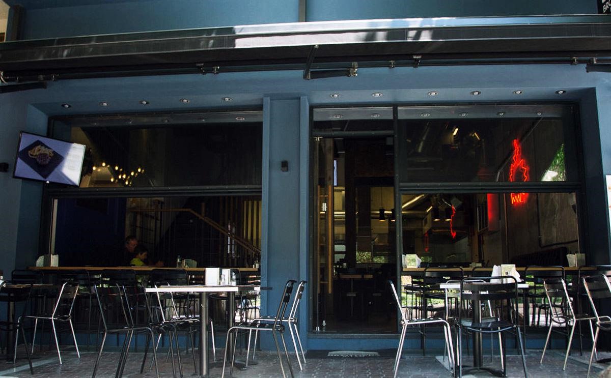 Λάρισα: Λουκέτο στο κατάστημα της Brothers in Law