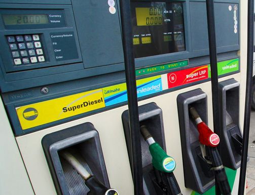 Tο πρώτο Αμερικανικό πετρέλαιο στα Ελληνικά βενζινάδικα φέρνουν τα ΕΛ.ΠΕ.