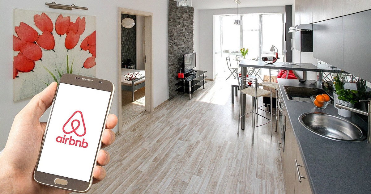 Έρχονται περιορισμοί στις βραχυχρόνιες μισθώσεις