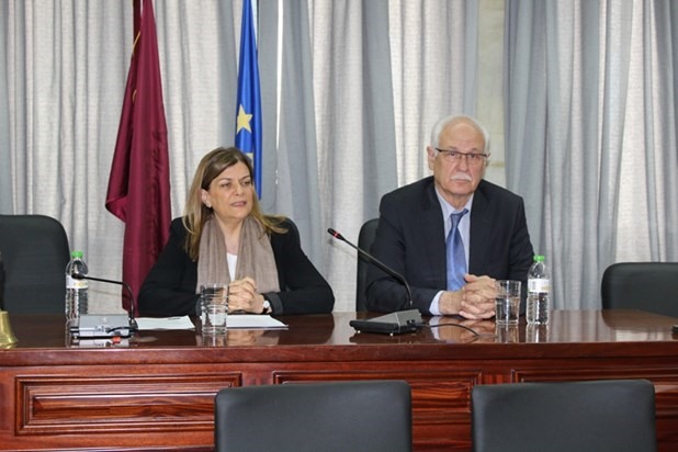 Μισό δις. ευρώ για κοινωφελή εργασία, 10,8 εκατ. ευρώ για απολυμένους των «ΛΑΡΙΣΑ»