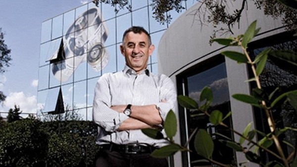 Πέθανε ο Κώστας Αποστολίδης της Raycap