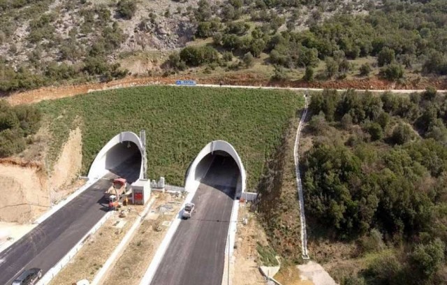 Οι σήραγγες γράφουν ιστορία