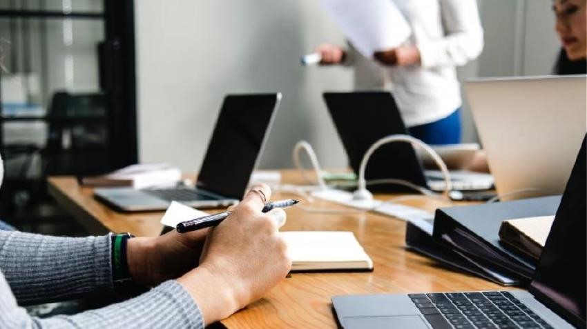 Μείωση προσωπικού σχεδιάζει το 28% των επιχειρήσεων