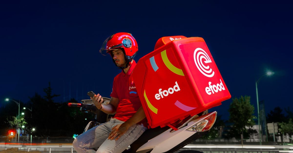 efood: Ανανεώνονται οι συμβάσεις των διανομέων