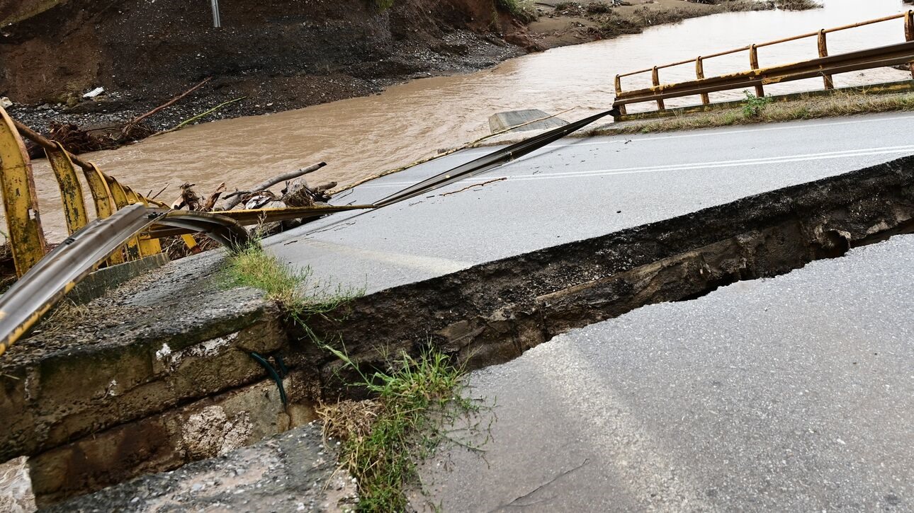 Μεταφέρονται κονδύλια για τα έργα στη Θεσσαλία
