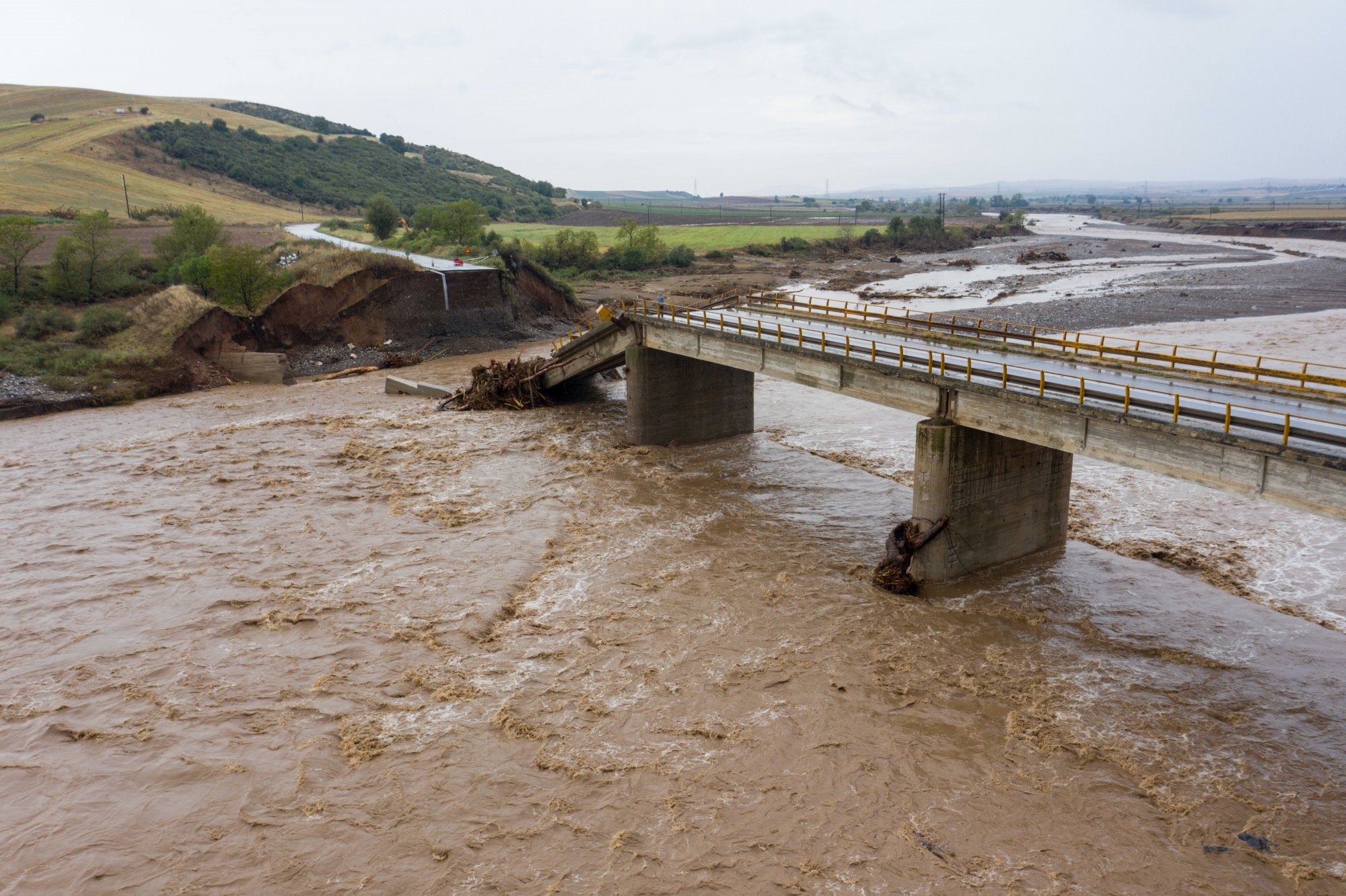 Οι τράπεζες θα πληρώσουν τη μελέτη για τα αντιπλημμυρικά