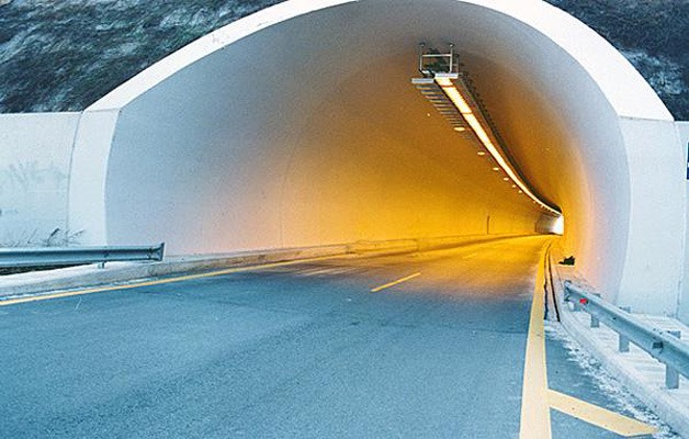 Βόλος: Ασφαλής παρά τα χάλια της η σήραγγα Γορίτσας