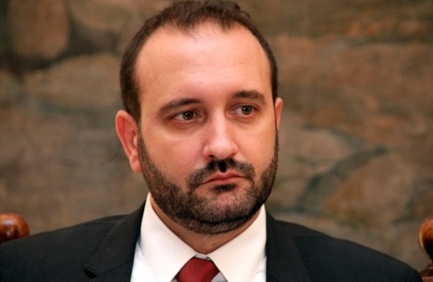 Ο Λαρισαίος Κωνσταντίνος Κόλλιας στο τιμόνι του Οικονομικού Επιμελητηρίου