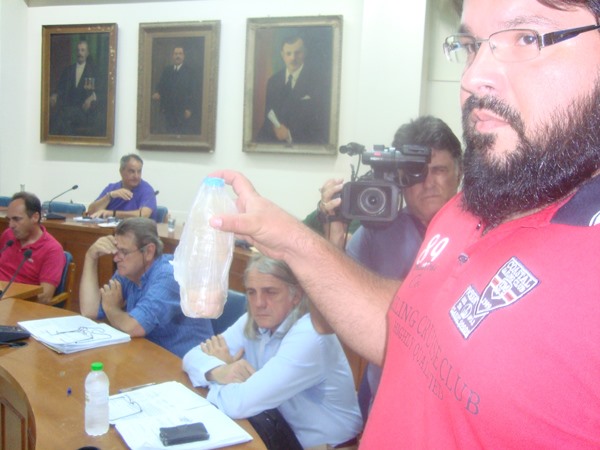 Η ρύπανση γαλακτοβιομηχανίας στον Πηνειό απασχόλησε το Δημοτικό Συμβούλιο Τρικάλων