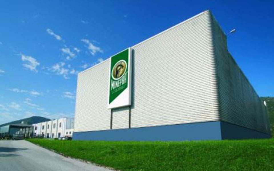 Η Μέλισσα Κίκιζας ενδιαφέρεται για εξαγορά της Μινέρβα