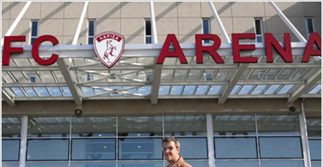 Παραπομπή Πηλαδάκη για 7 εκ. ευρώ της ΠΑΕ ΑΕΛ στο Arena