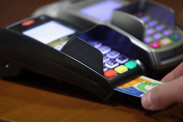 Ταμειακές και POS σε απευθείας σύνδεση με την Εφορία