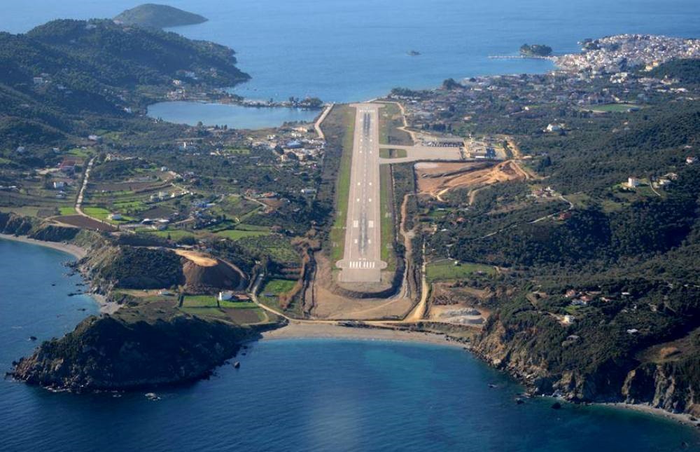 Επεκτείνεται από τον Σεπτέμβριο το αεροδρόμιο της Σκιάθου