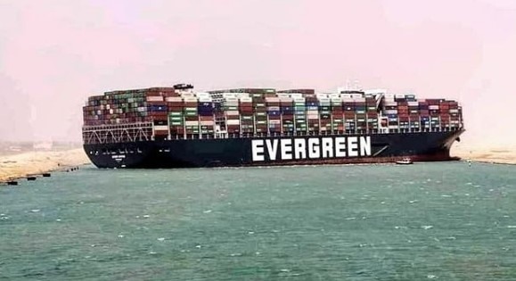 Καλά τα νέα τη Δευτέρα από τη διώρυγα του Σουέζ