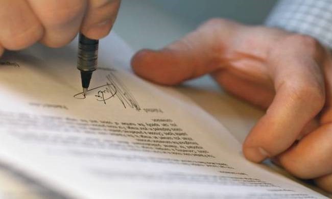 Τράπεζες: Ανταλλαγές "κόκκινων" δανείων με ακίνητα "φιλέτα" 