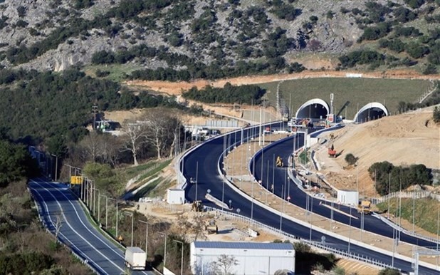 Εξώδικο στην «Αυτοκινητόδρομος Αιγαίου» για "οδικές στρεβλώσεις" στα Τέμπη